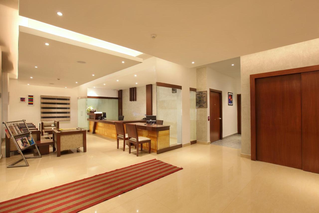 Hotel Park Residency Kuttiyadi Kuttyadi Buitenkant foto